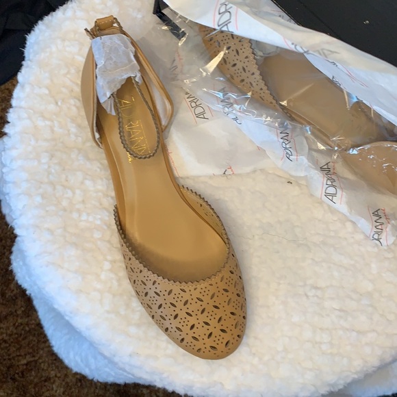 Flat sandal size 9 - Picture 3 of 5